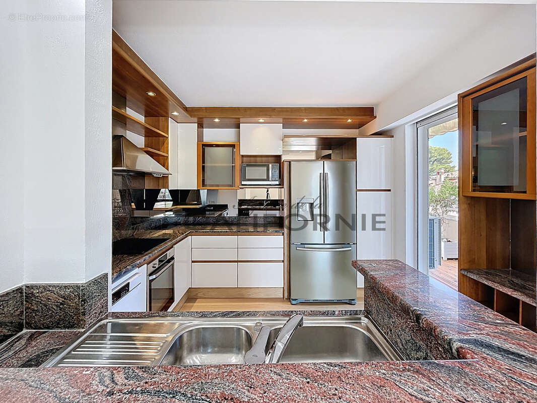 Appartement à LE CANNET