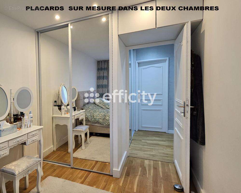 Appartement à FRESNES