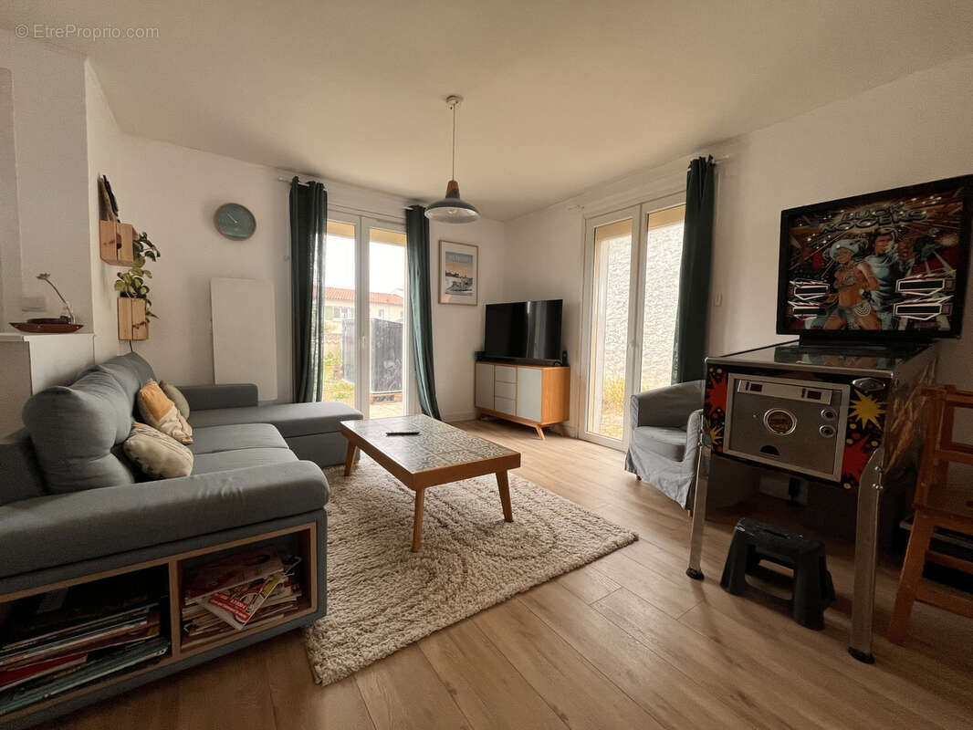 Maison à SAINT-XANDRE