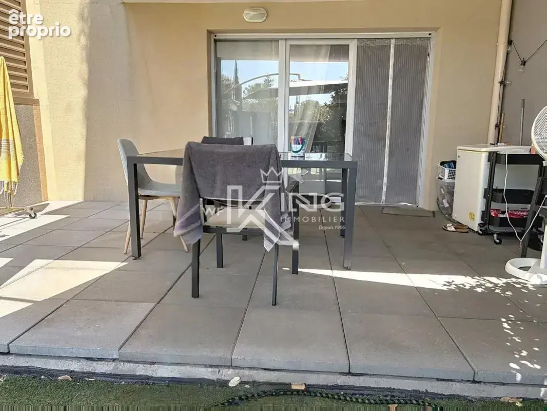 FREJUS - Appartement T3, 68 m2, avec piscine et garage double - photo 3