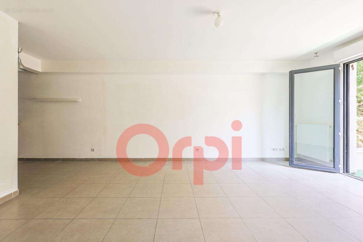 Appartement à NEUILLY-PLAISANCE