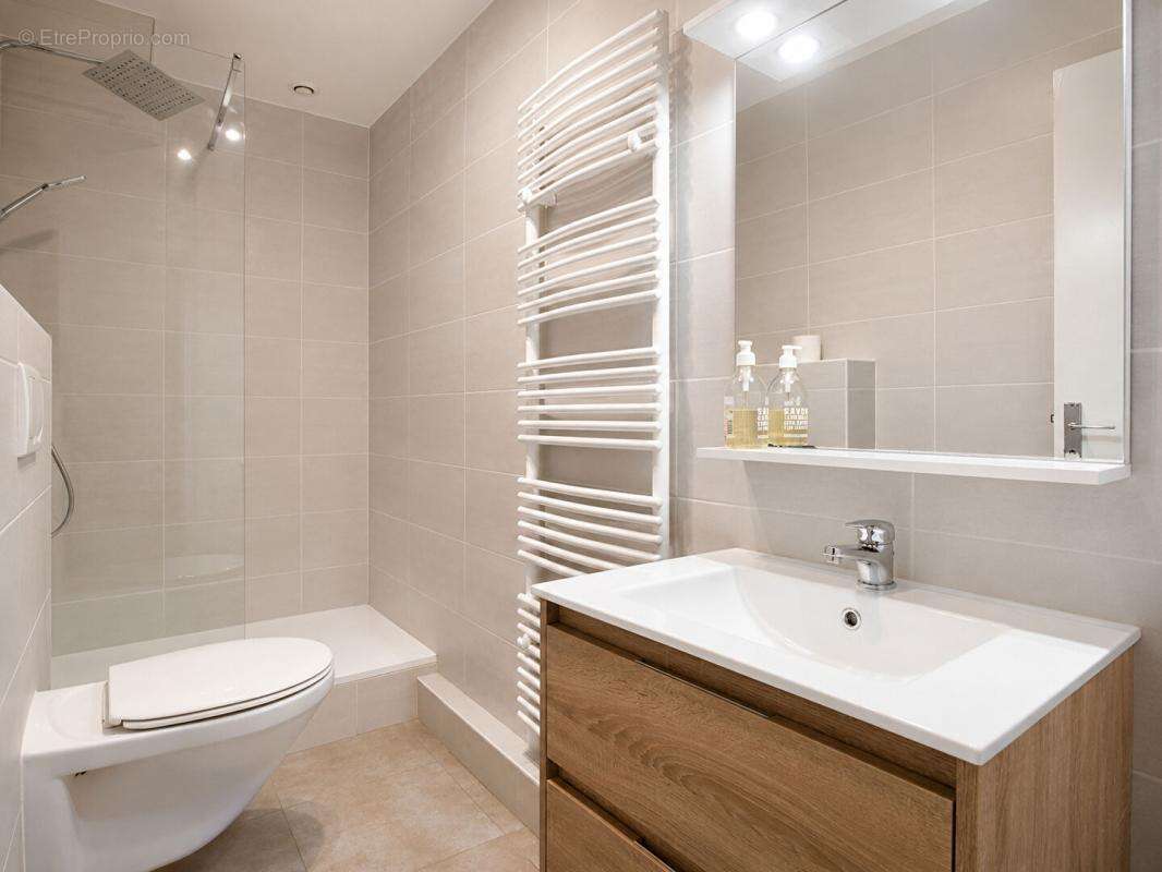 Vente T3 54m2 BORDEAUX (33000) - photo 5
