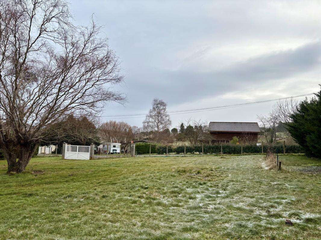 Terrain à RAZAC-SUR-L'ISLE
