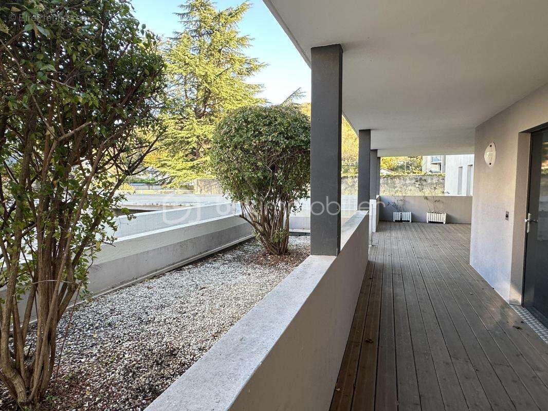 Appartement à ECHIROLLES