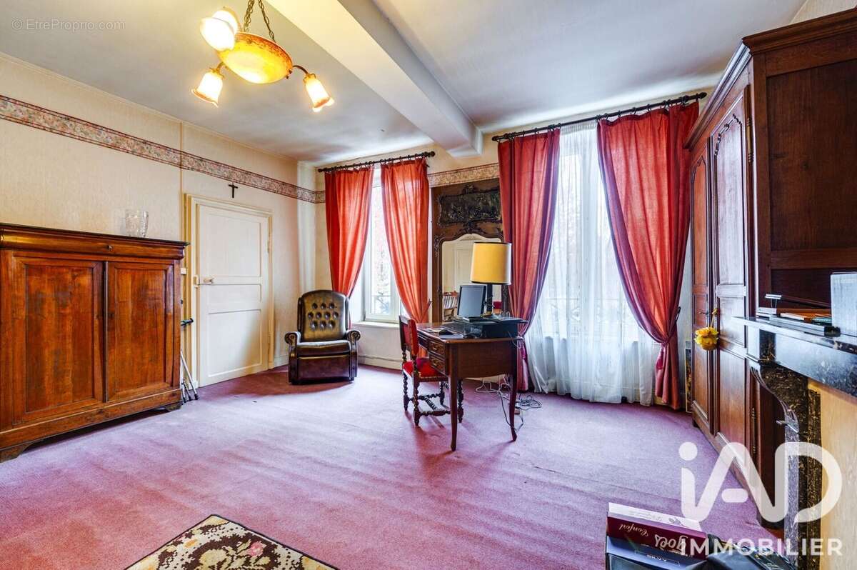 Appartement 225 m² à Givet  - photo 5