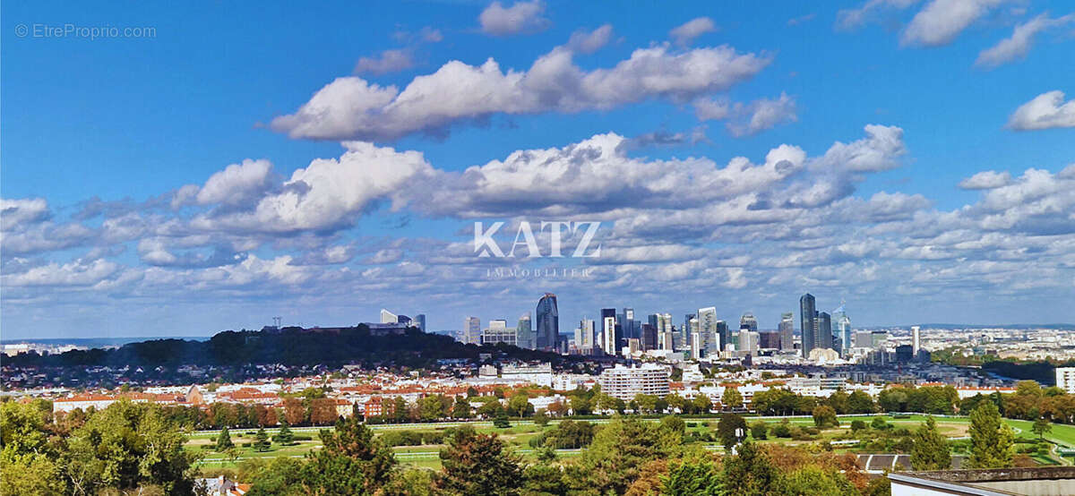 Appartement à GARCHES