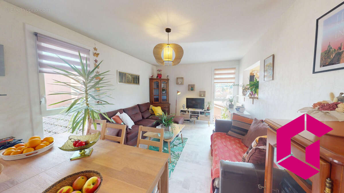 Appartement à VALS-PRES-LE-PUY