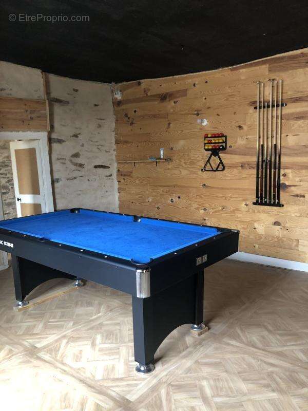 Appartement à SAINT-YRIEIX-LA-PERCHE