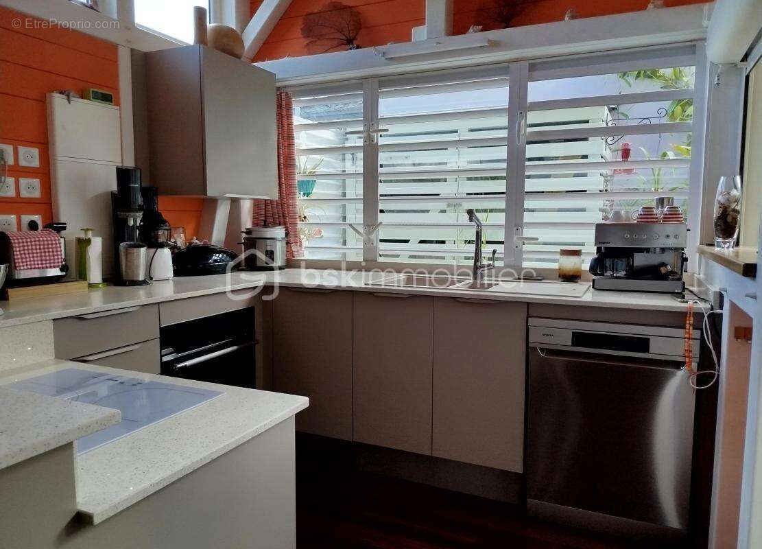 Maison à SAINTE-ROSE