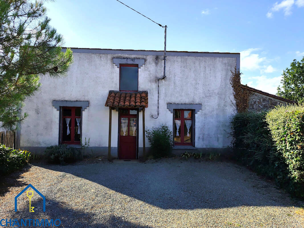 Maison en pierres de 95 m2 avec garage - photo 9