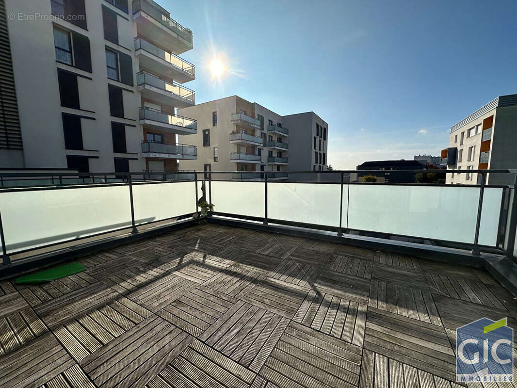 Appartement à HEROUVILLE-SAINT-CLAIR