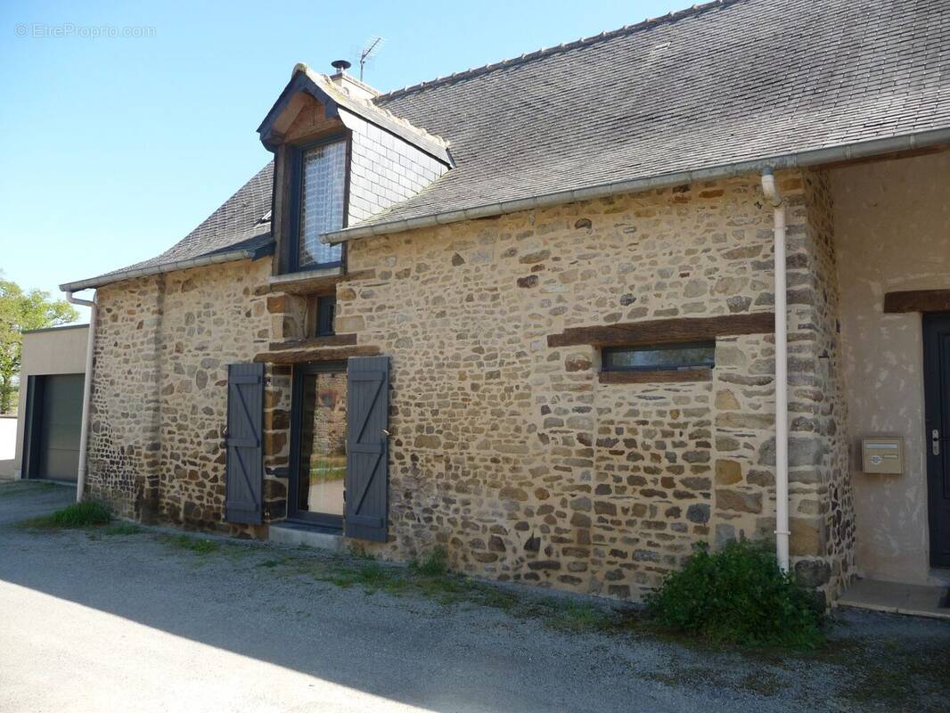 Maison à LOUVIGNE-DE-BAIS