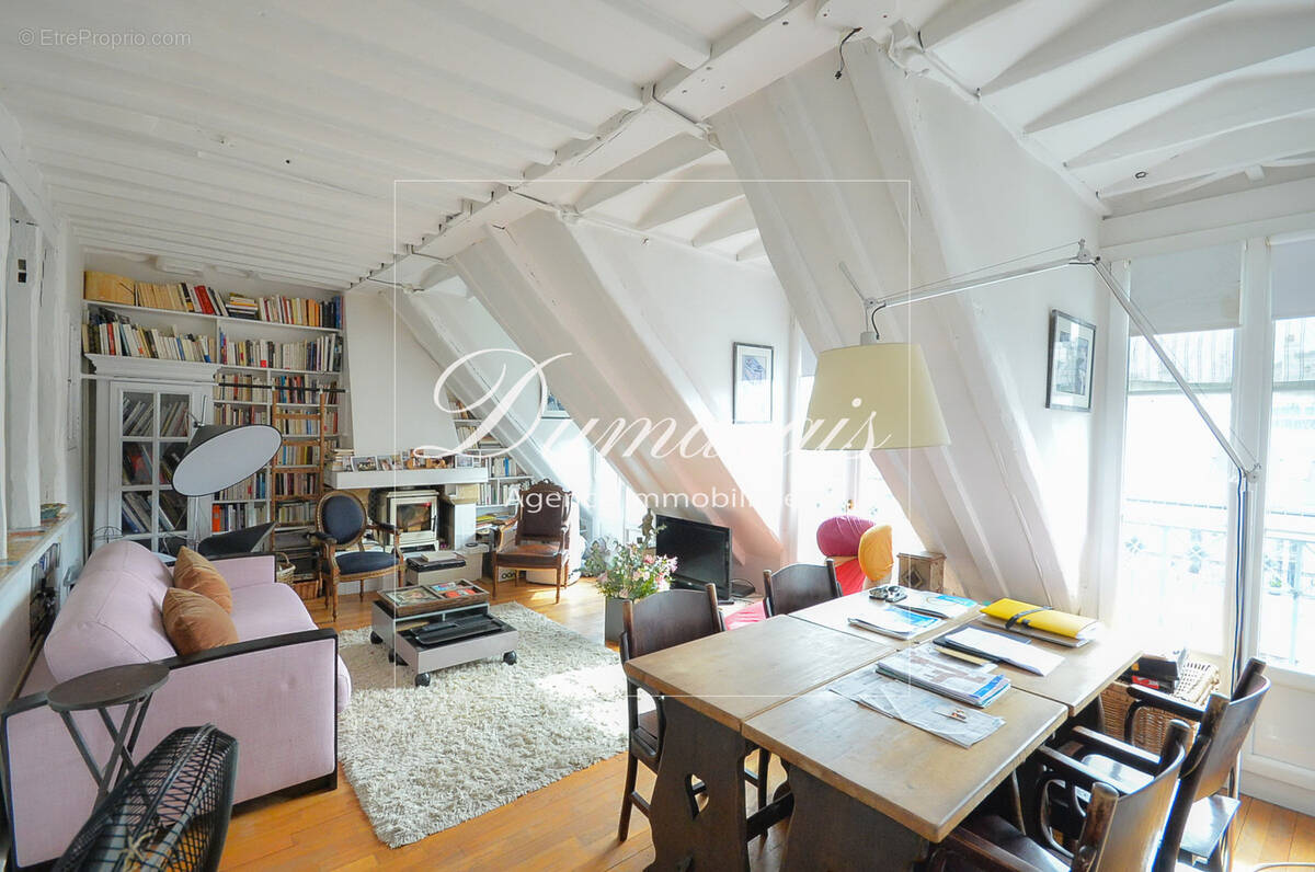 Appartement à PARIS-4E