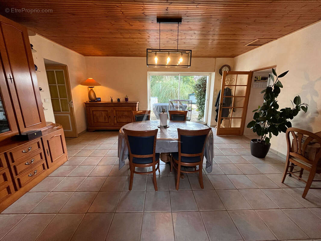 Maison à LA CHAPELLE-ACHARD