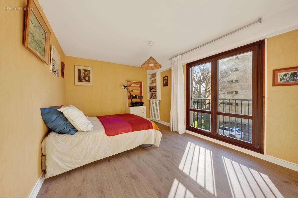 Appartement à FONTENAY-SOUS-BOIS