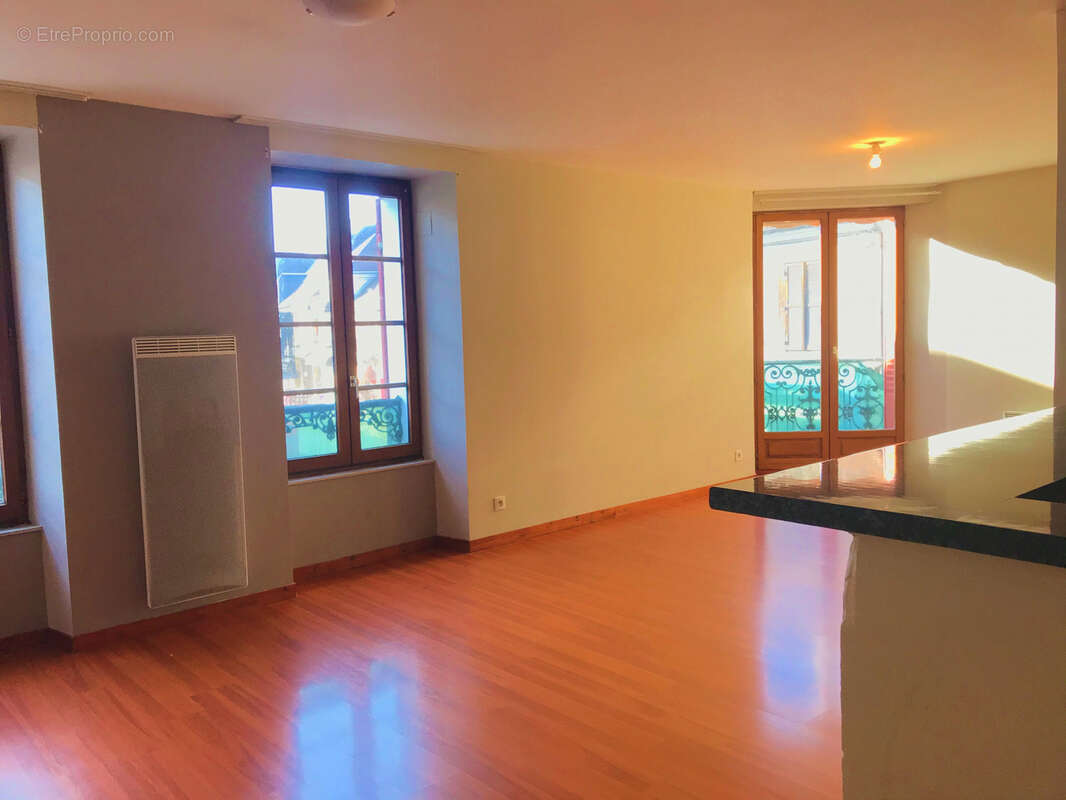 Appartement à COURTENAY