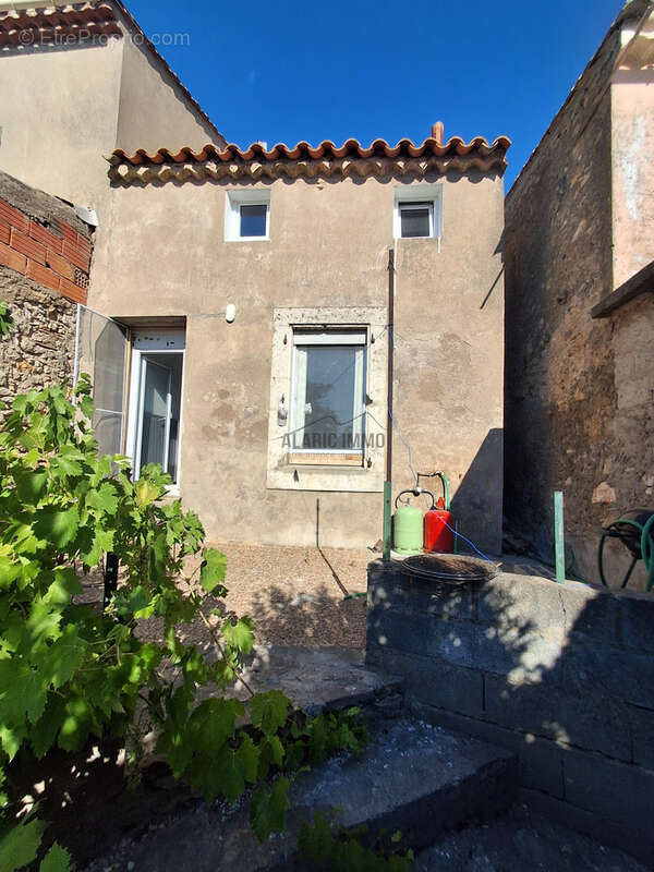 Maison à rénover avec terrasse et jardin - photo 28