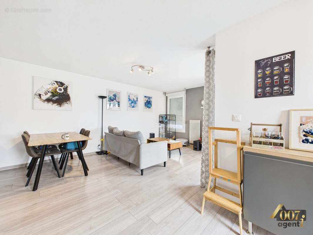 Appartement à ALBERTVILLE