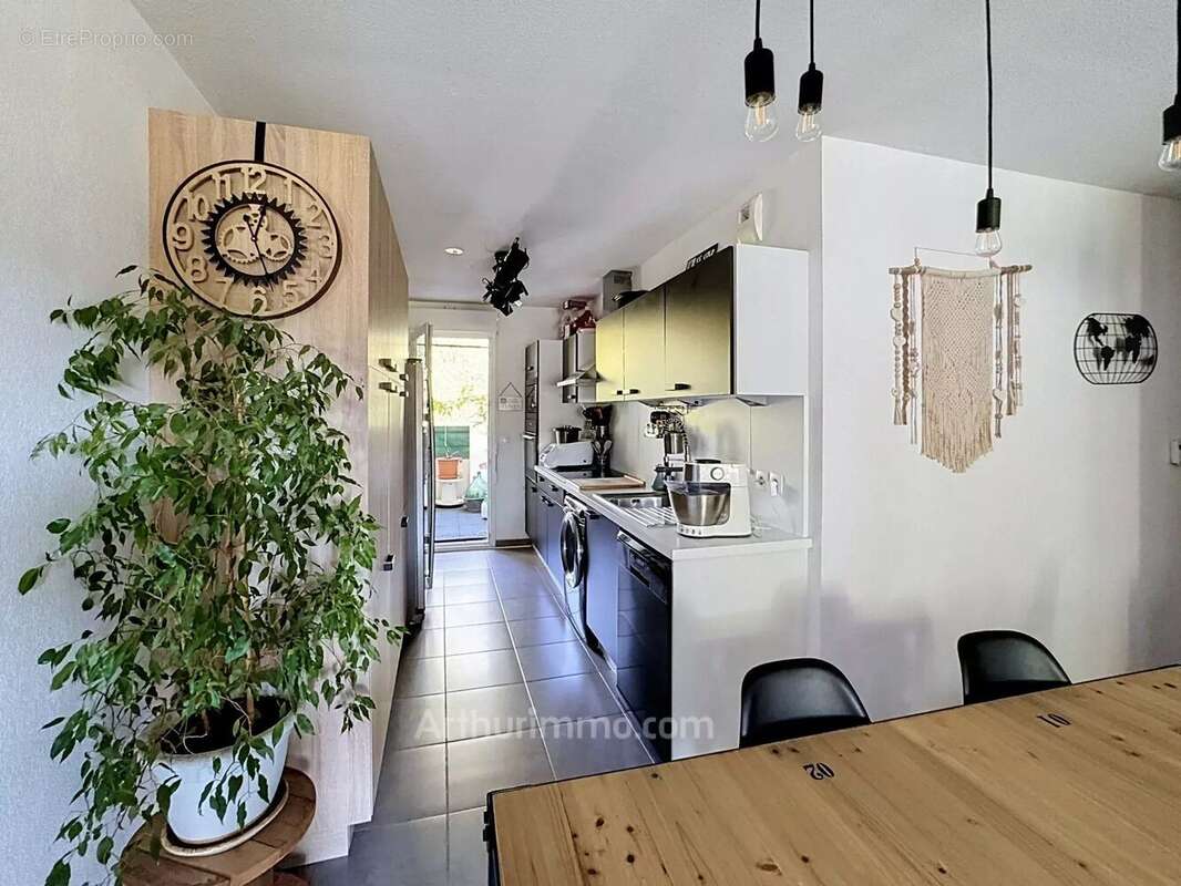 Vente Appartement Le plan-de-grasse(06130) 315 000ï¿œ - photo 4