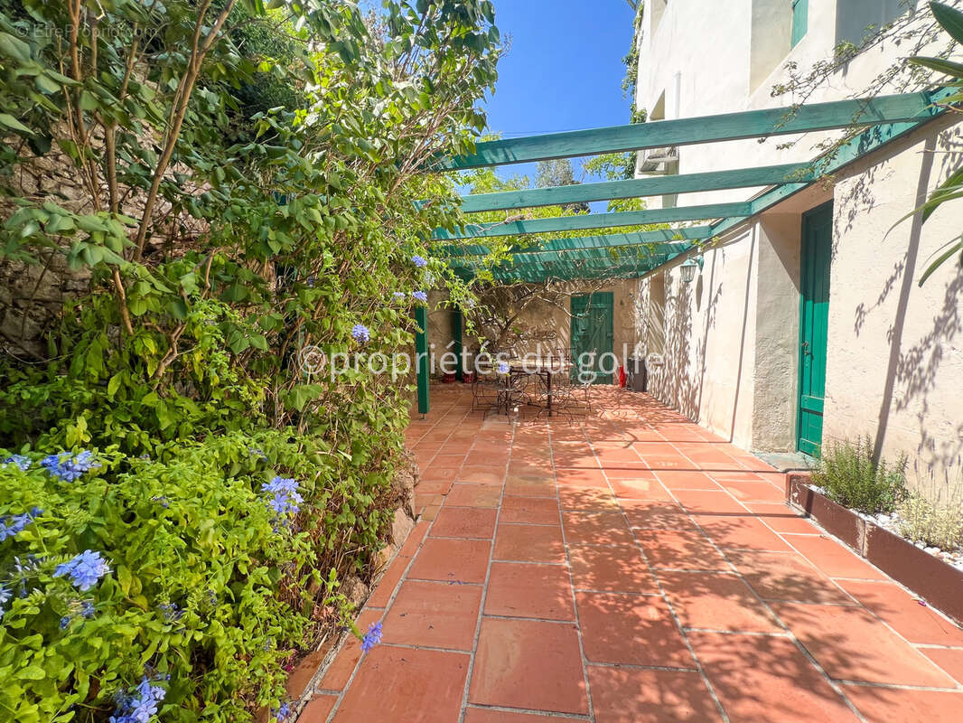 Sète, mont saint Clair, maison de charme avec belle vue mer et ville, - photo 3