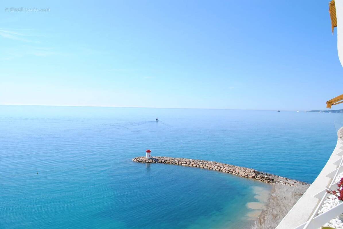 Appartement à VILLENEUVE-LOUBET