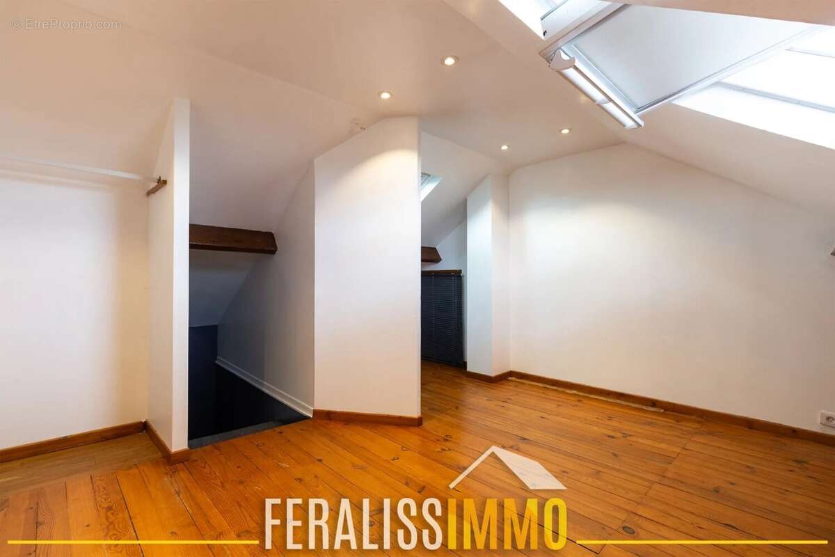 Maison à COURDIMANCHE