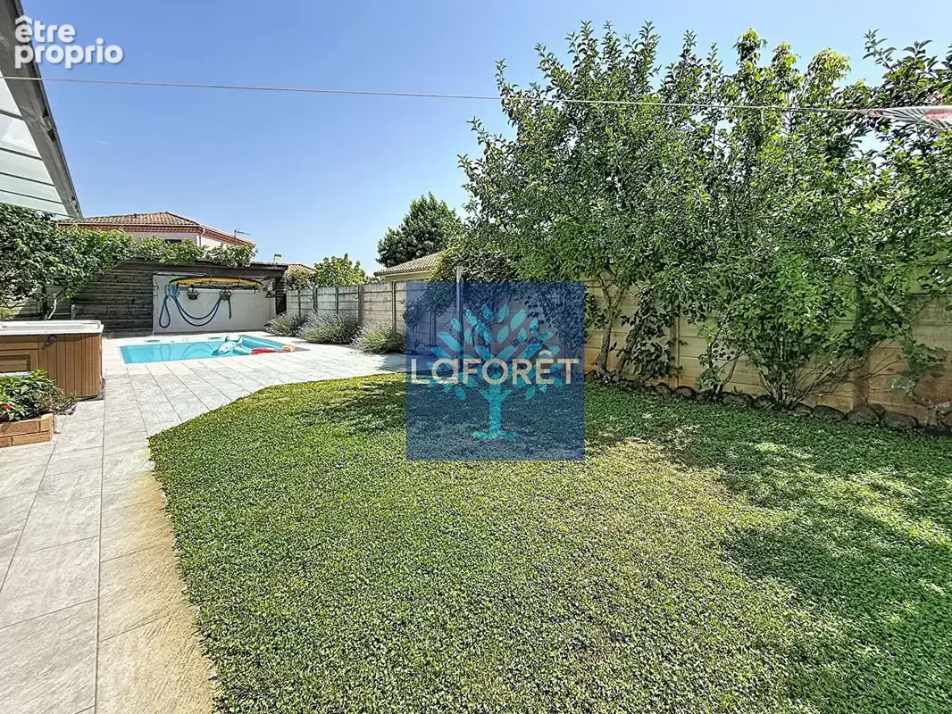 Maison Saint Jean d Illac 7 pièces 171 m² - photo 15