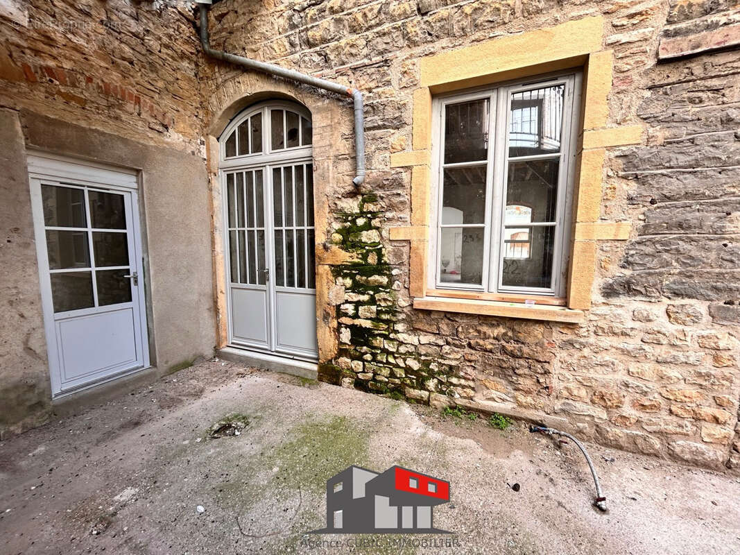 Appartement à VILLEFRANCHE-SUR-SAONE