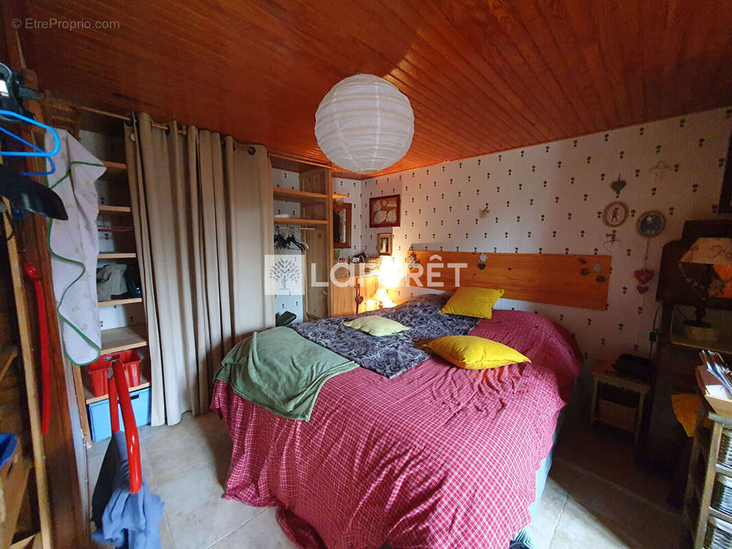 Maison à LAVEISSENET