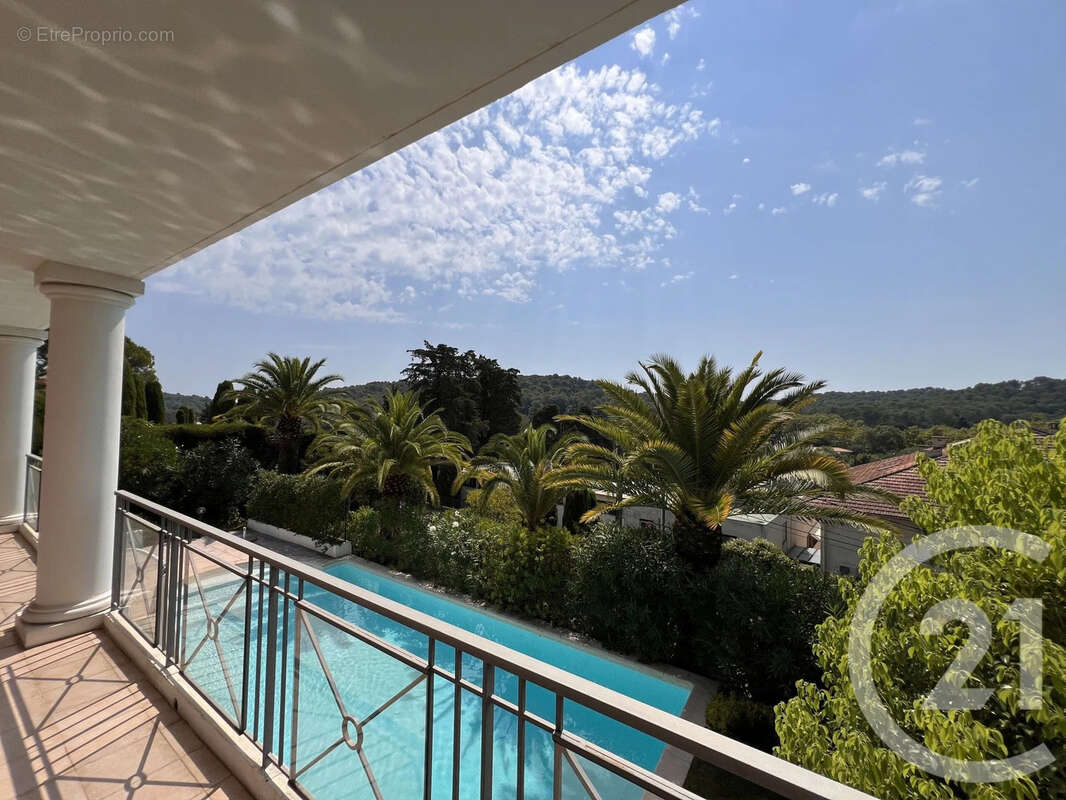 Maison à MOUGINS