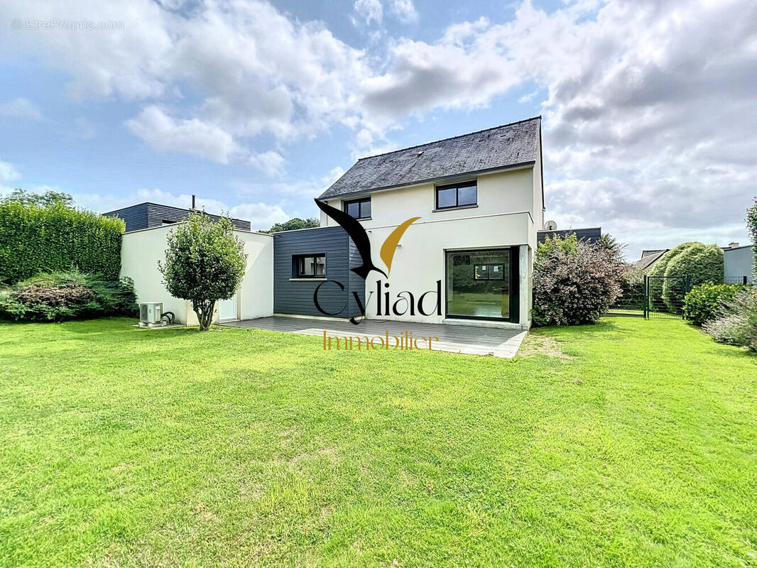 Maison à PLOUER-SUR-RANCE