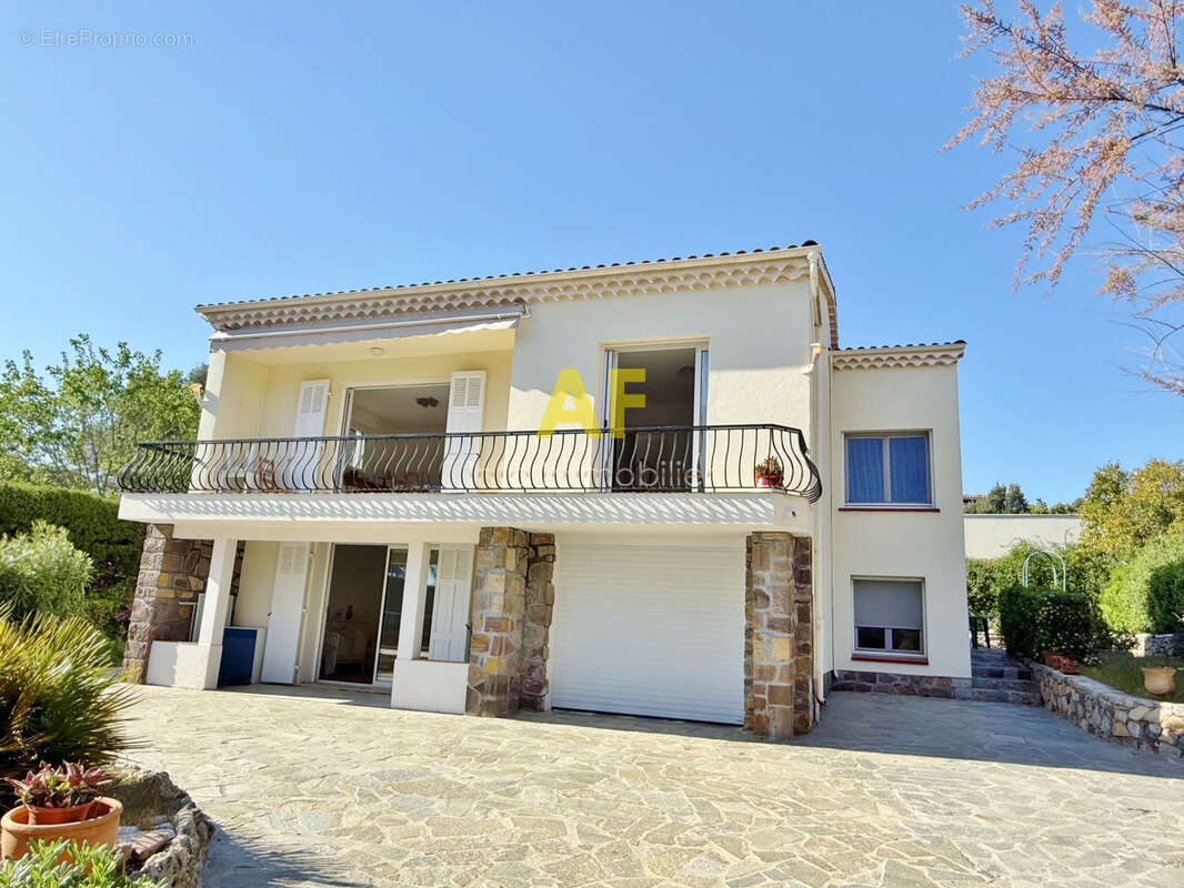 Maison à SAINT-RAPHAEL