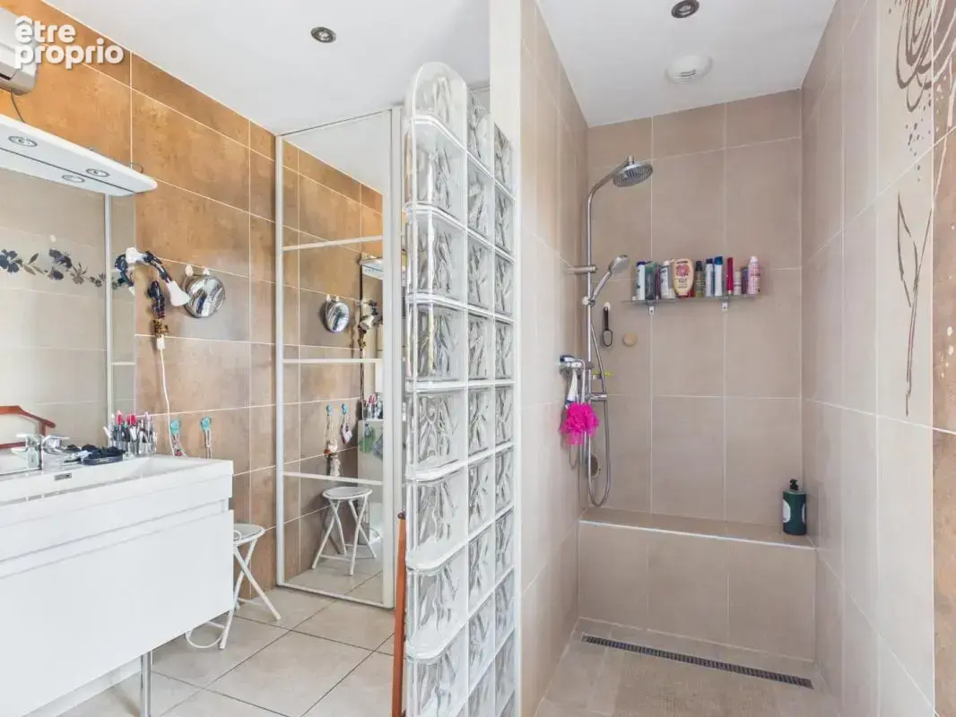 Maison 7 pièces 163 m² à vendre à Dreuil-Les-Amiens (80470) - photo 16