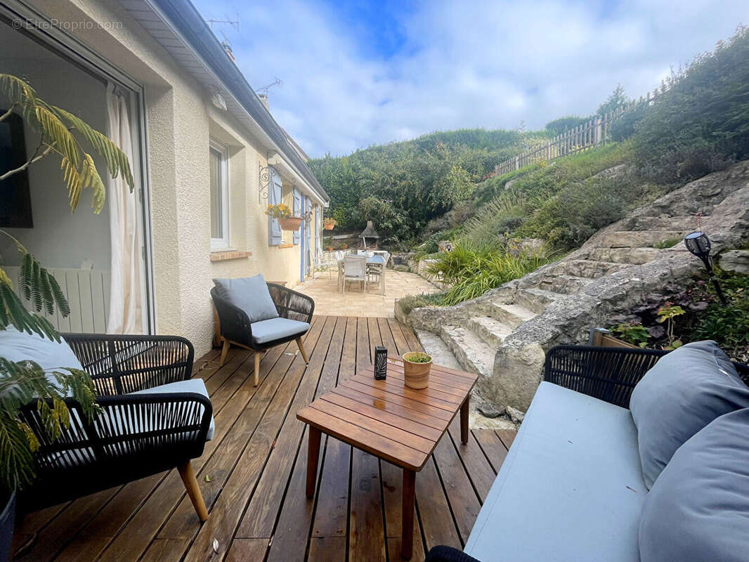 Maison à MEZIERES-SUR-SEINE