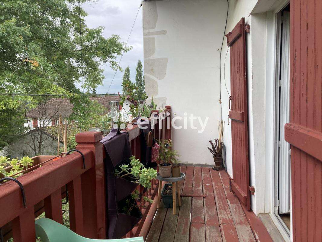 Appartement à CAMBO-LES-BAINS