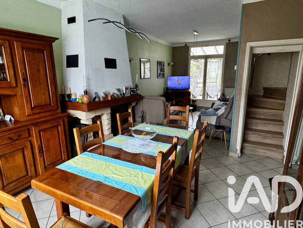 Photo 1 - Maison à MONTATAIRE