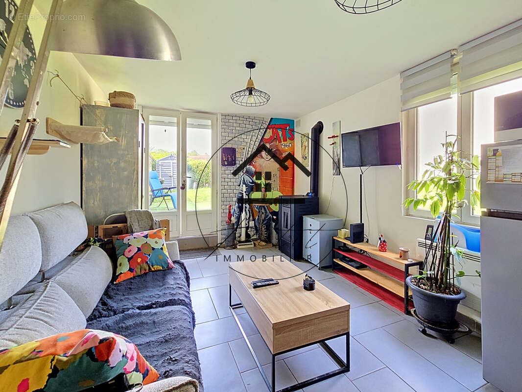 Appartement à MOUY