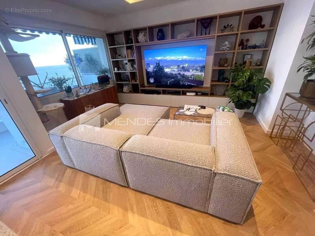 Appartement à ROQUEBRUNE-CAP-MARTIN