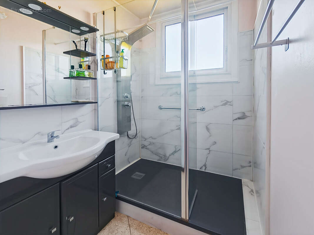 Appartement 63m² à marignane - photo 4
