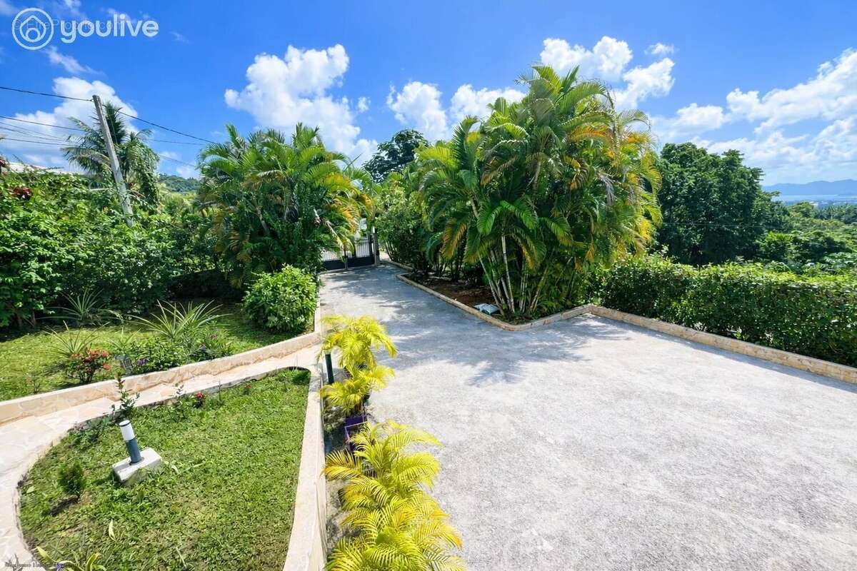 Maison à SAINT-JOSEPH