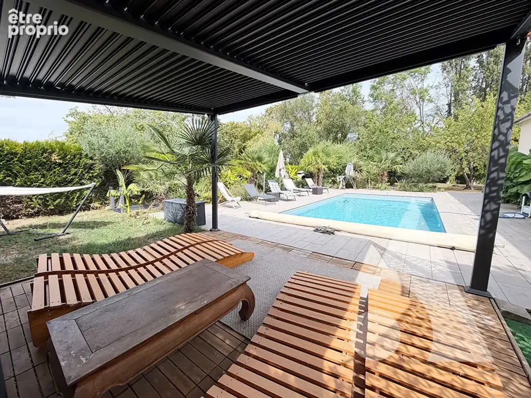 Maison T6 - Breviandes-limite Saint-Julien-les-Villas-139 m2 - photo 2