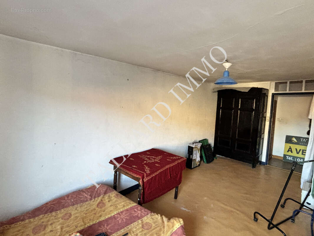 Appartement à TALLARD