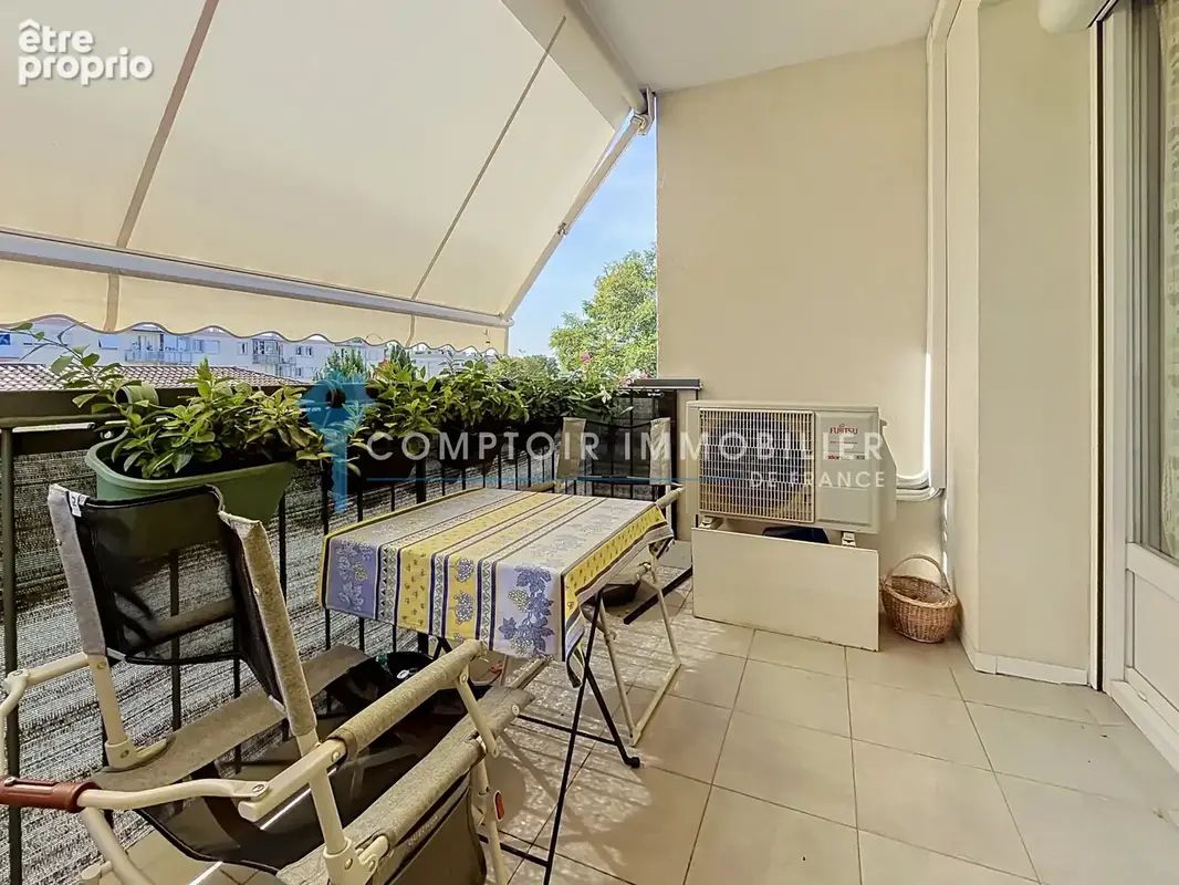 F3 de 66 m2 evolutif en F4 avec balcon, parking et cave - photo 4