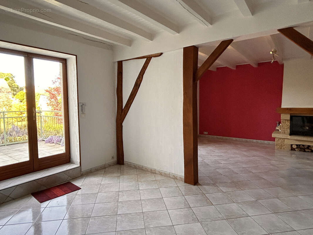 Maison à SAINT-MARCEL