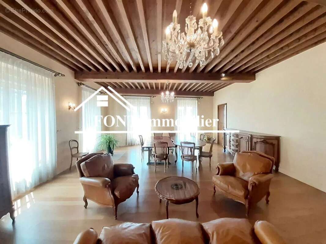 Saint-chamond, centre ville,  appartement d'exception  avec terrasse - photo 3