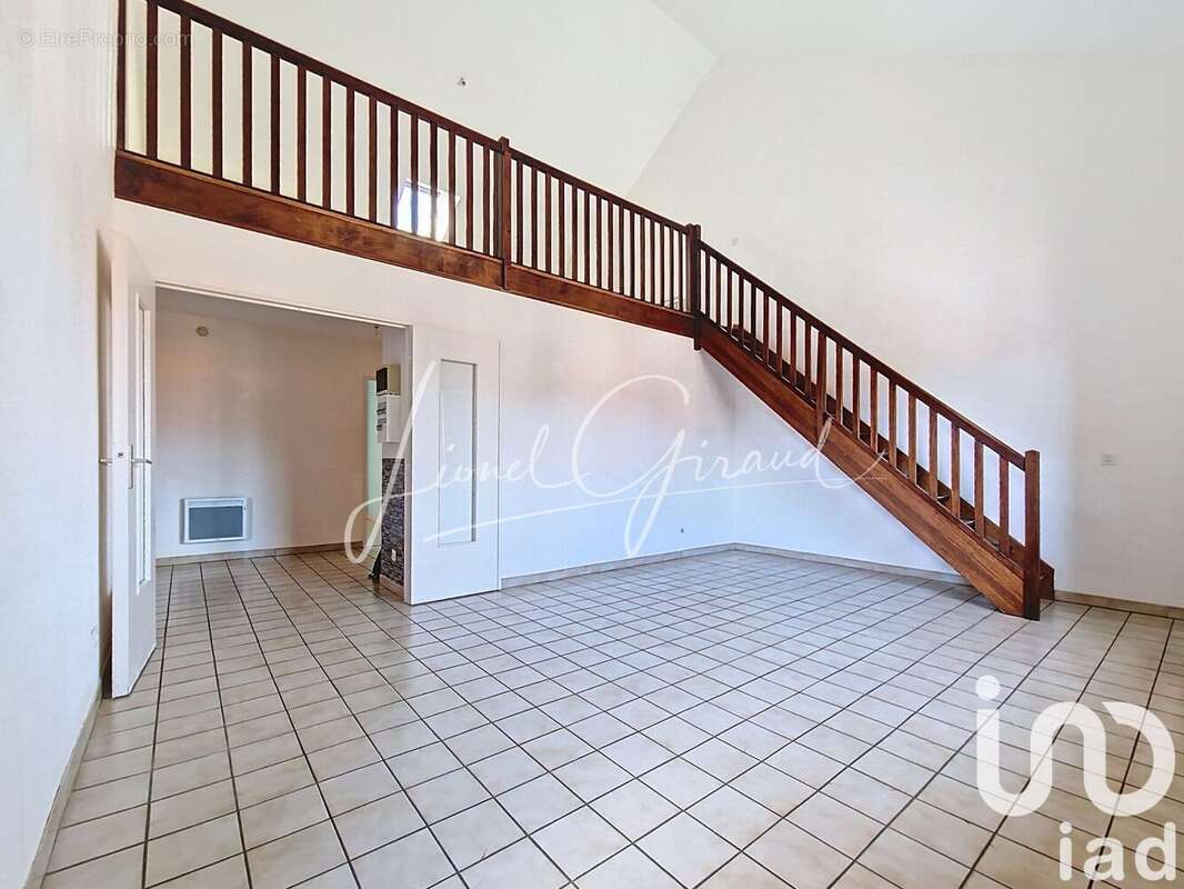 Photo 3 - Appartement à VARCES-ALLIERES-ET-RISSET