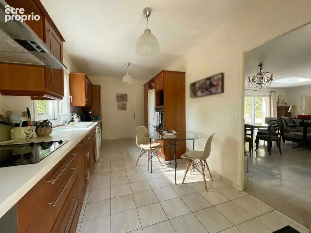Maison 8 pièces 210 m² à vendre à Vulaines-Sur-Seine (77870) - photo 4