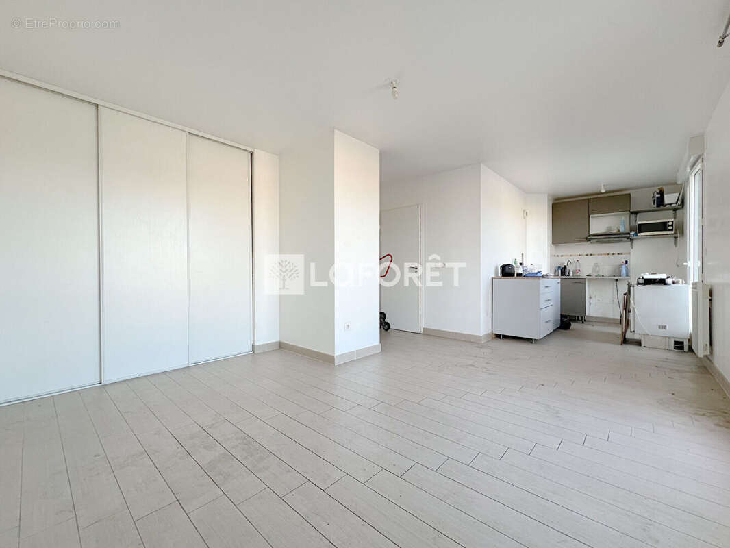Appartement à MONTROUGE