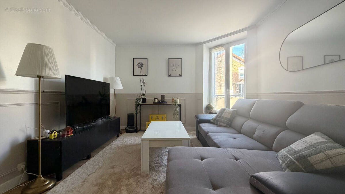 Appartement à CORBEIL-ESSONNES