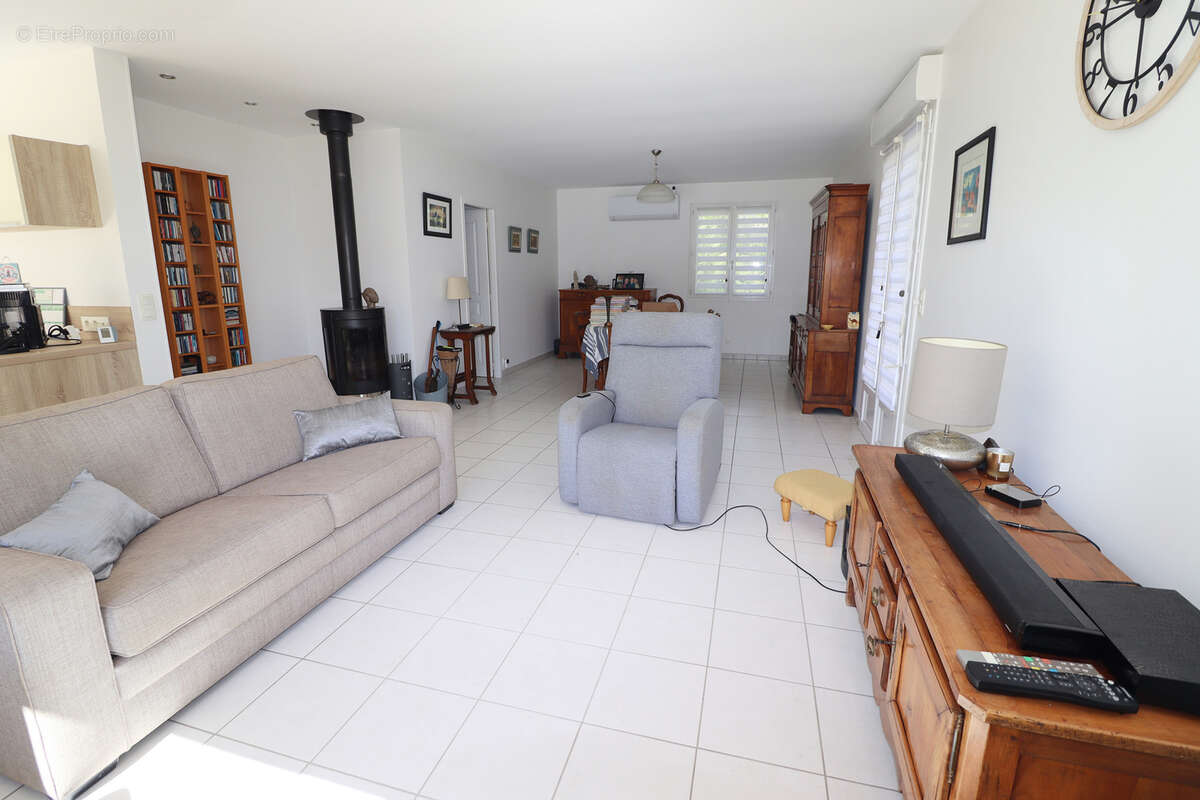 Maison à MESCHERS-SUR-GIRONDE